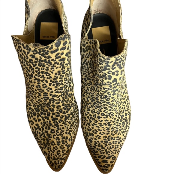 Women’s Dolce Vita Satara Stack Heeled Leopard Booties - Picture 3 of 6